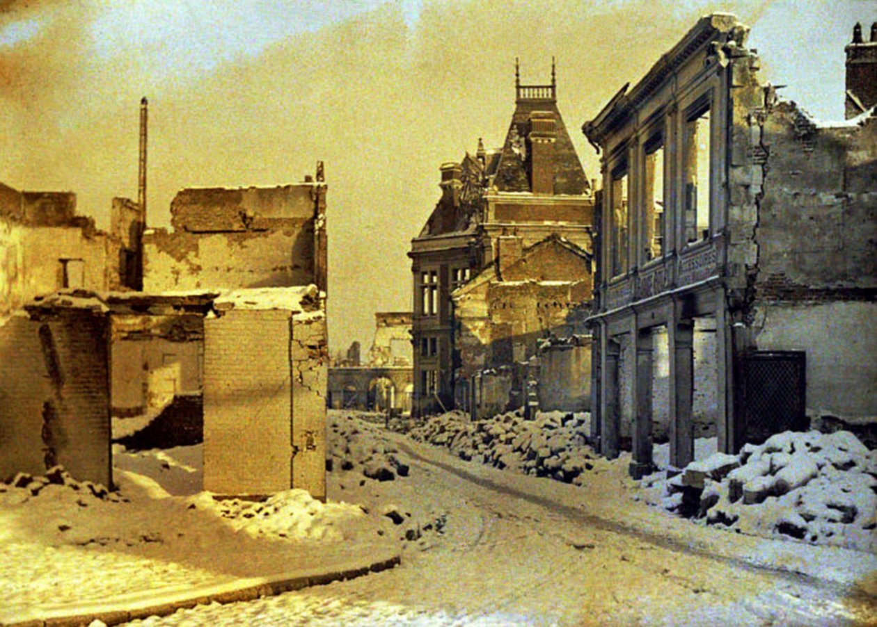 Chauny, Aisne, Franciaország, 1917 (autokróm) alkotó: Fernand Cuville