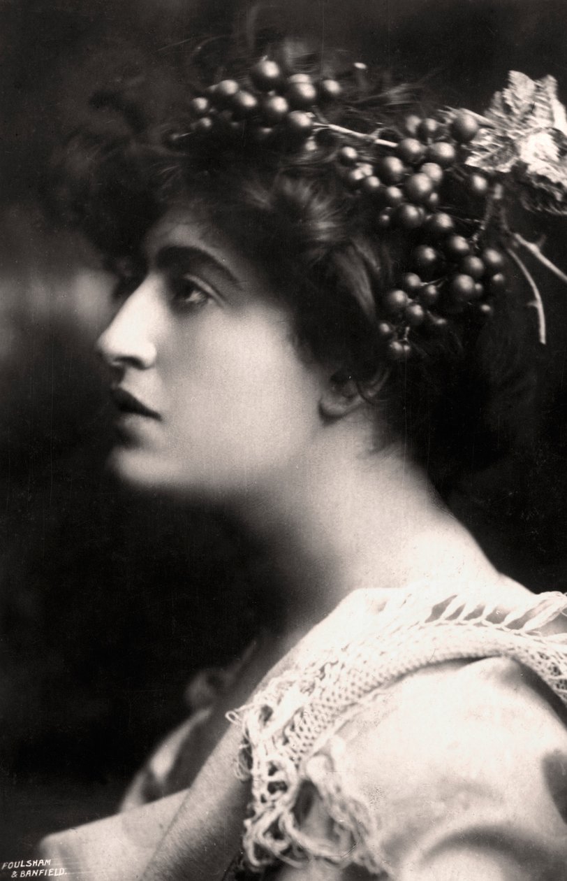 Constance Collier 1878-1955, brit színésznő, 1900-as évek. alkotó: Foulsham and Banfield