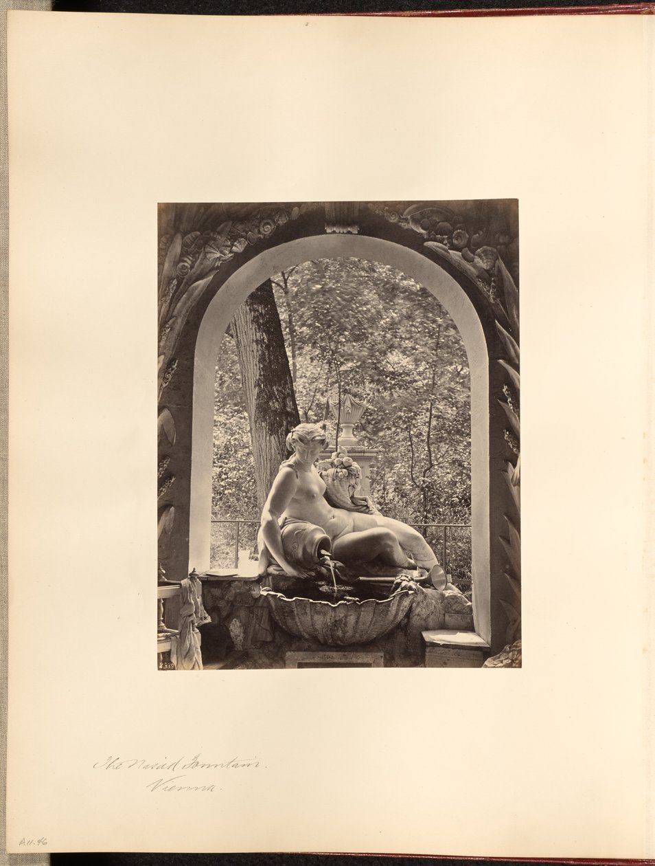A Naiad-kút, Bécs alkotó: Francis Frith