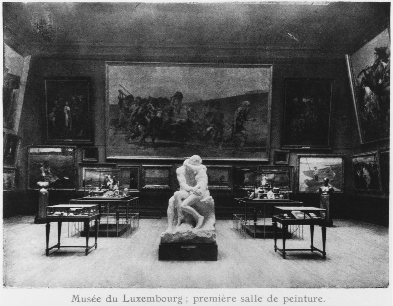 Auguste Rodin csókkal készült festményeinek első szobája, Musee du Luxembourg, Párizs, 1910 körül alkotó: French Photographer