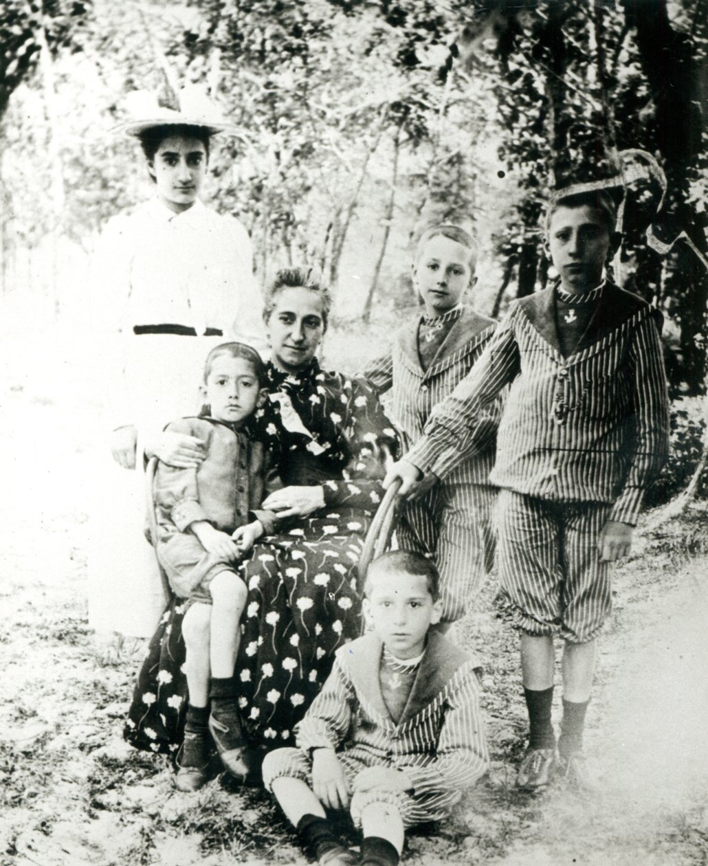 Francois Mauriac (1885-1970) gyermekként alkotó: French Photographer