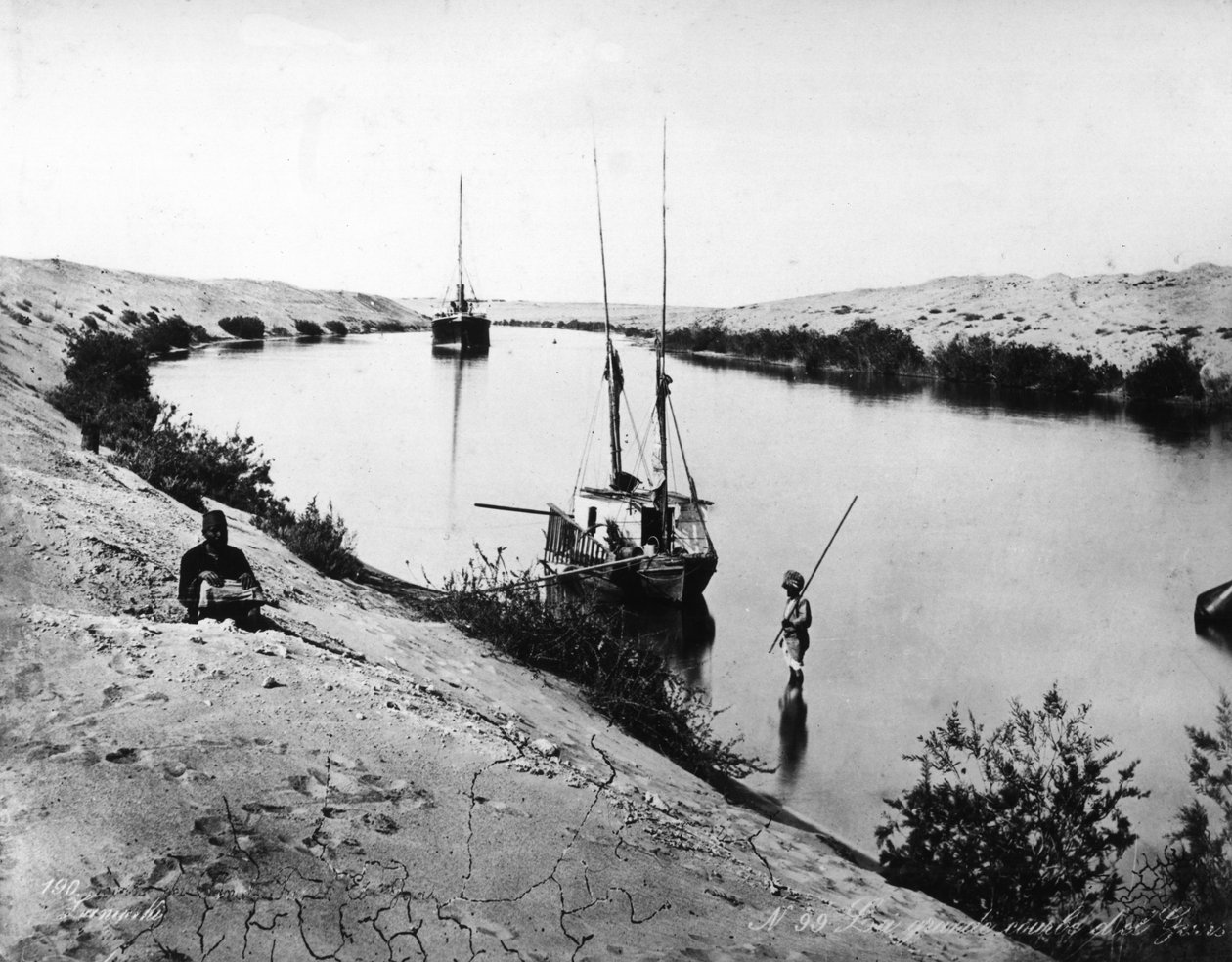 A Szuezi-csatorna, 1875 körül alkotó: French Photographer
