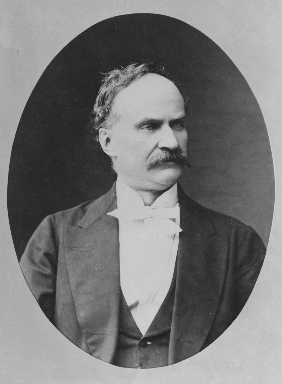 Leon Adam portréja alkotó: French Photographer