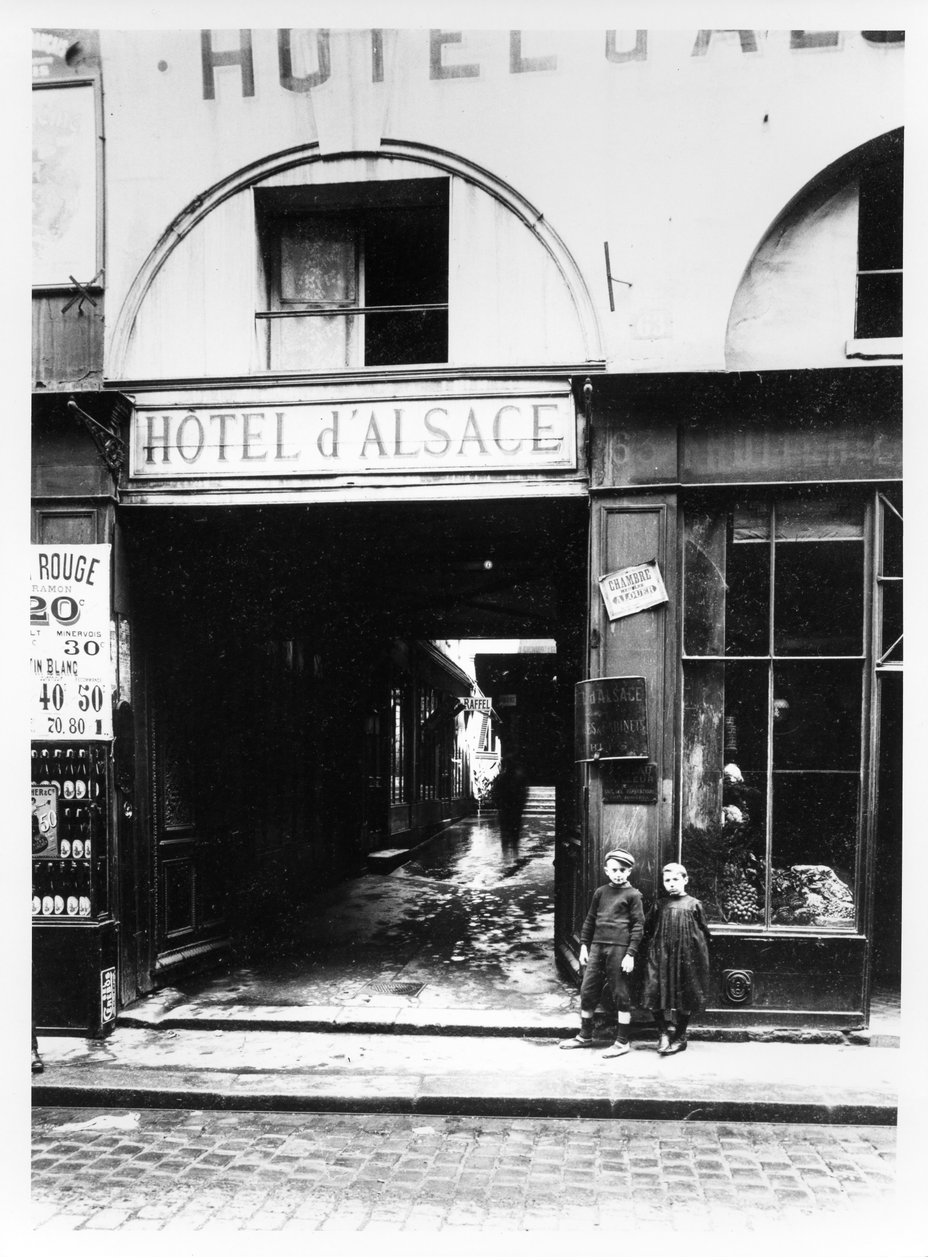 A Hotel dAlsace alkotó: French Photographer