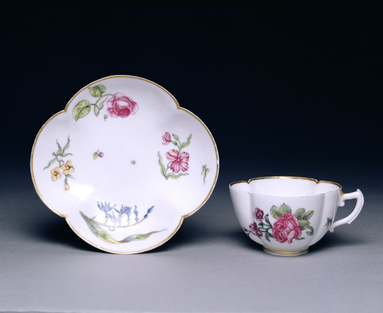 Csésze és csészealj, Vincennes, 1745-52 körül (porcelán) alkotó: French School