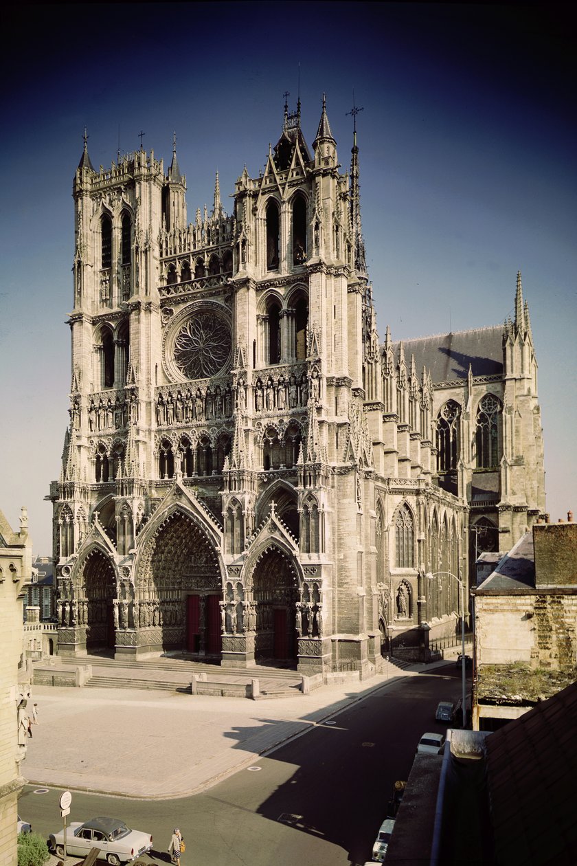 Kilátás a nyugati homlokzatra, 1220-70 körül alkotó: French School
