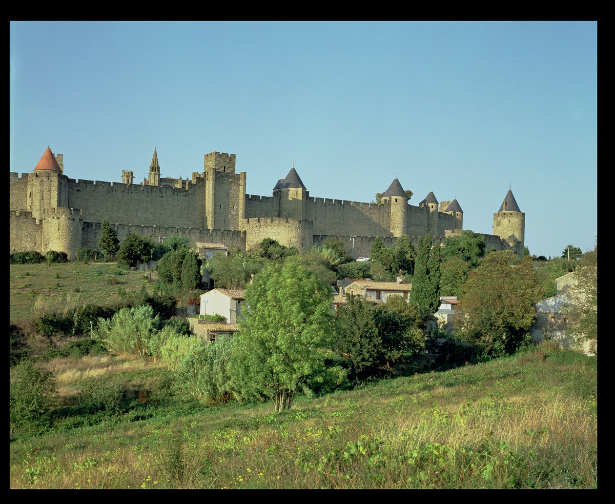 Kilátás a város falaira alkotó: French School