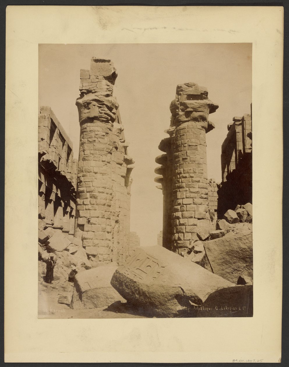 Karnak alkotó: G. Lekegian