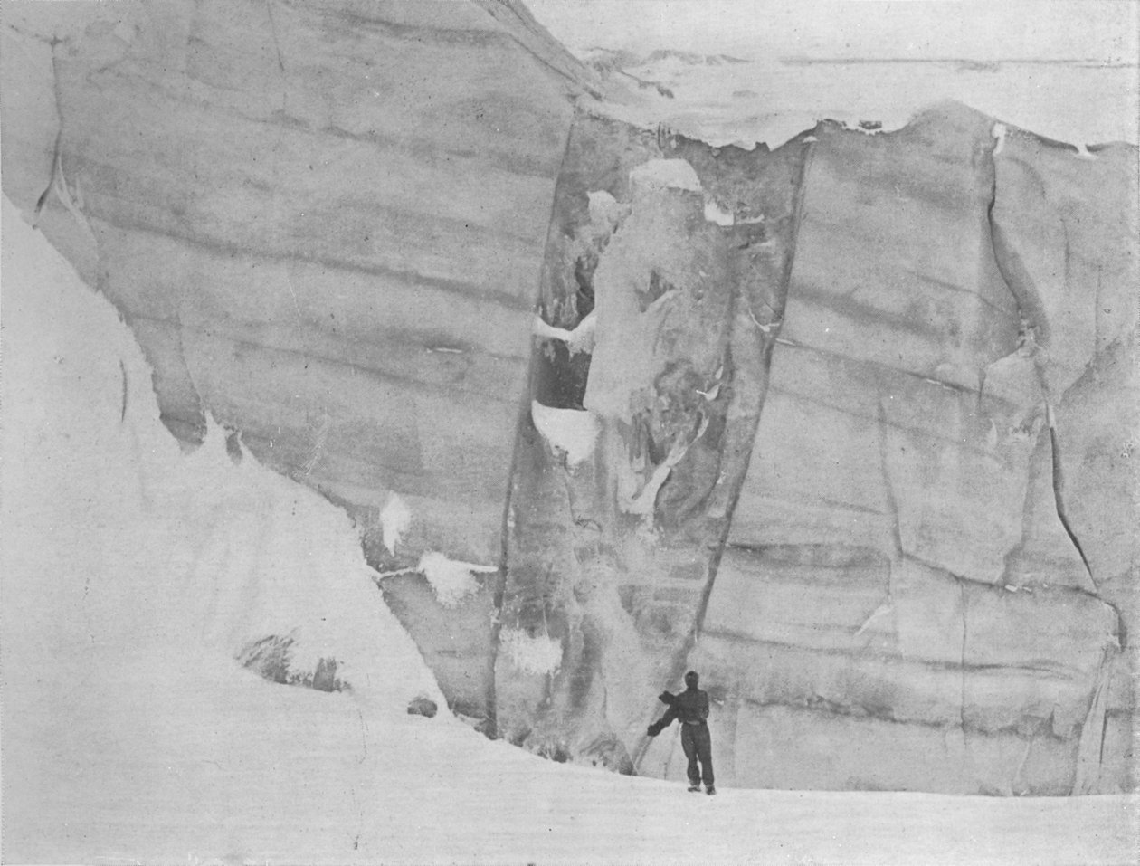 Re-cemented Crevasse, c1911, 1913 alkotó: G. Murray Levick
