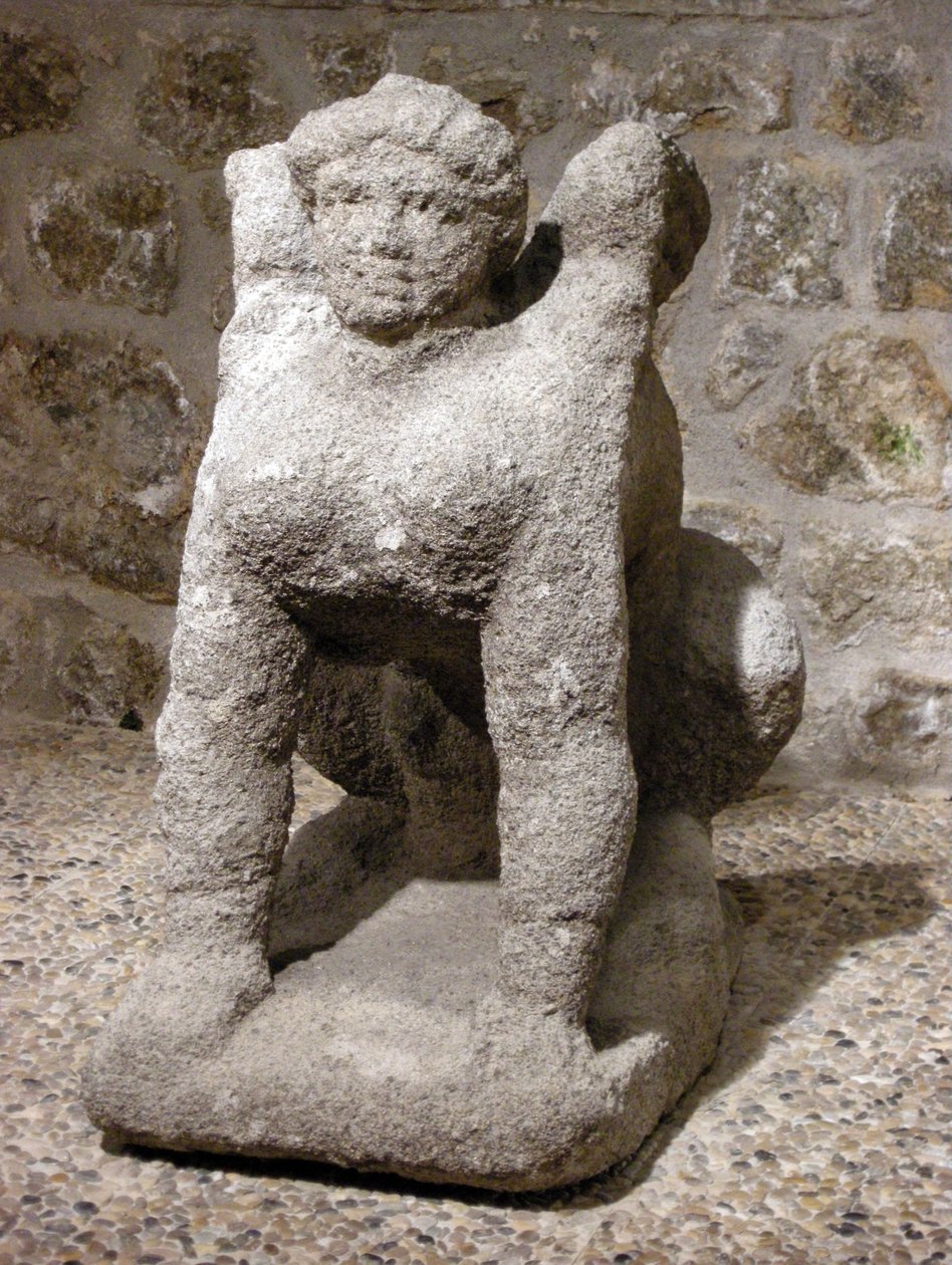 Szfinx (gránit) alkotó: Gallo Roman