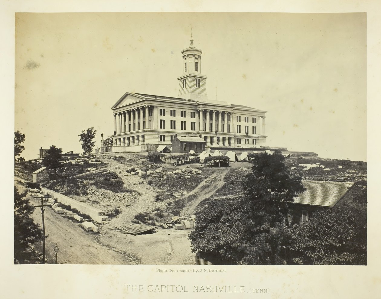 A Capitolium, Nashville, Tennessee, 1864. alkotó: George N. Barnard