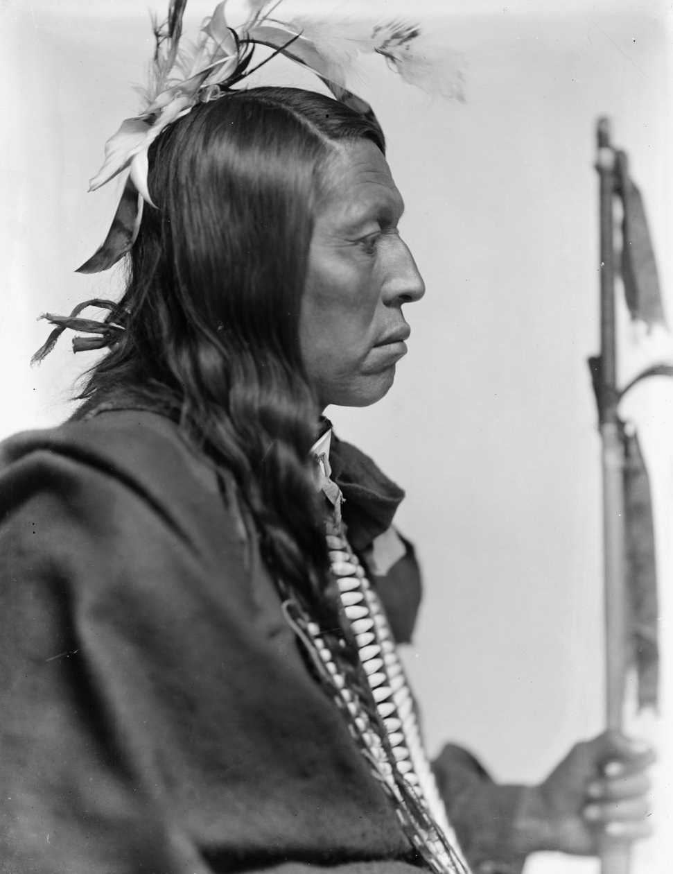 Flying Hawk sziúk főnöke, 1900 körül (f/w fotó) alkotó: Gertrude Käsebier
