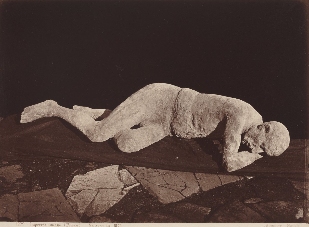 Emberi lábnyomok, Pompei (Emberi szereposztás, Pompei) alkotó: Giorgio Sommer
