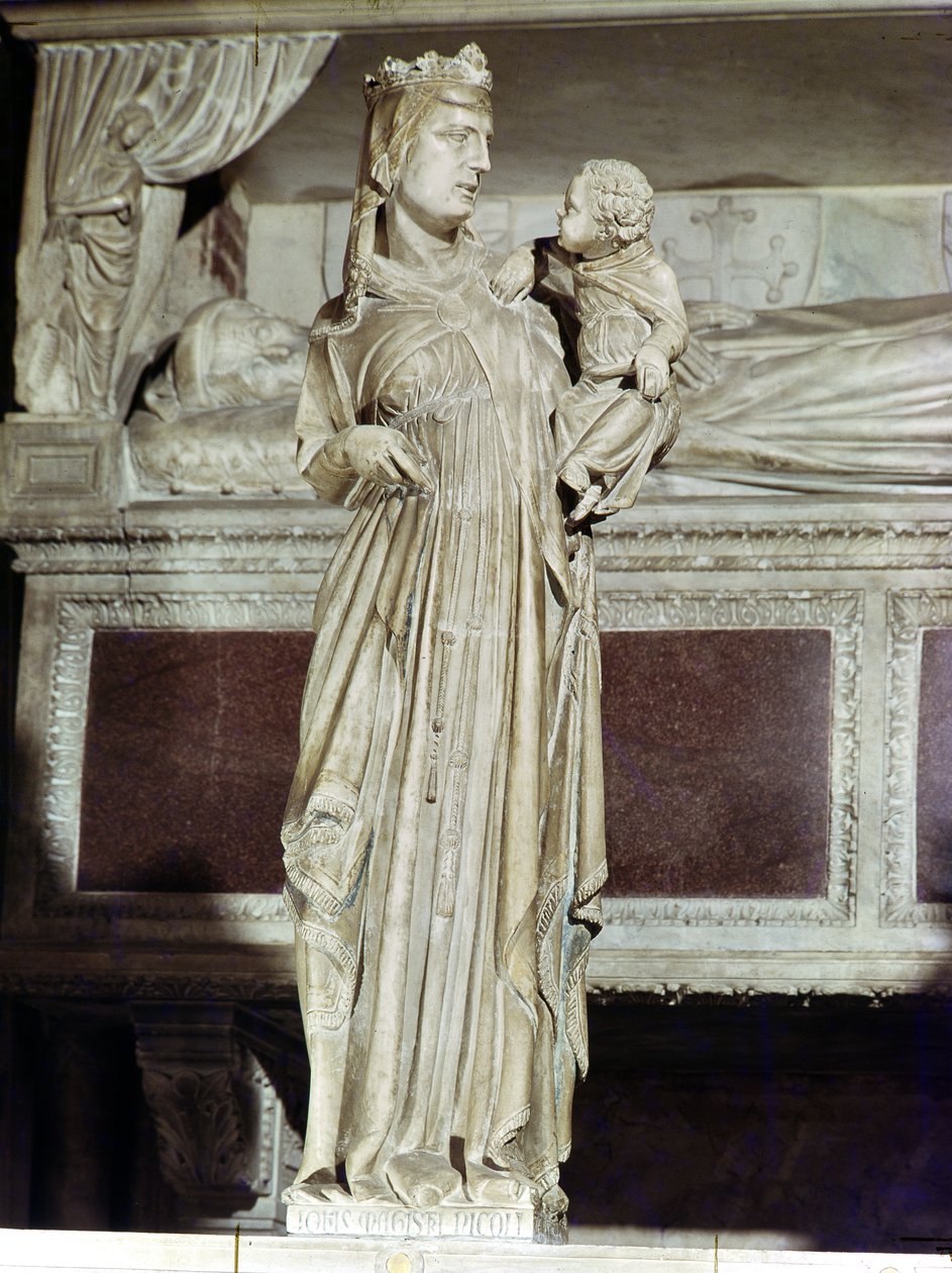 Szűzanya és gyermeke (márvány) alkotó: Giovanni Pisano