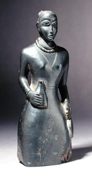 Európai nő figurája, 1840 körül (argillit) alkotó: Haida