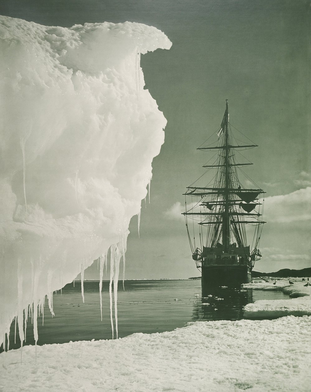 A Terra Nova a jéglábnál, Evans -fok alkotó: Herbert Ponting