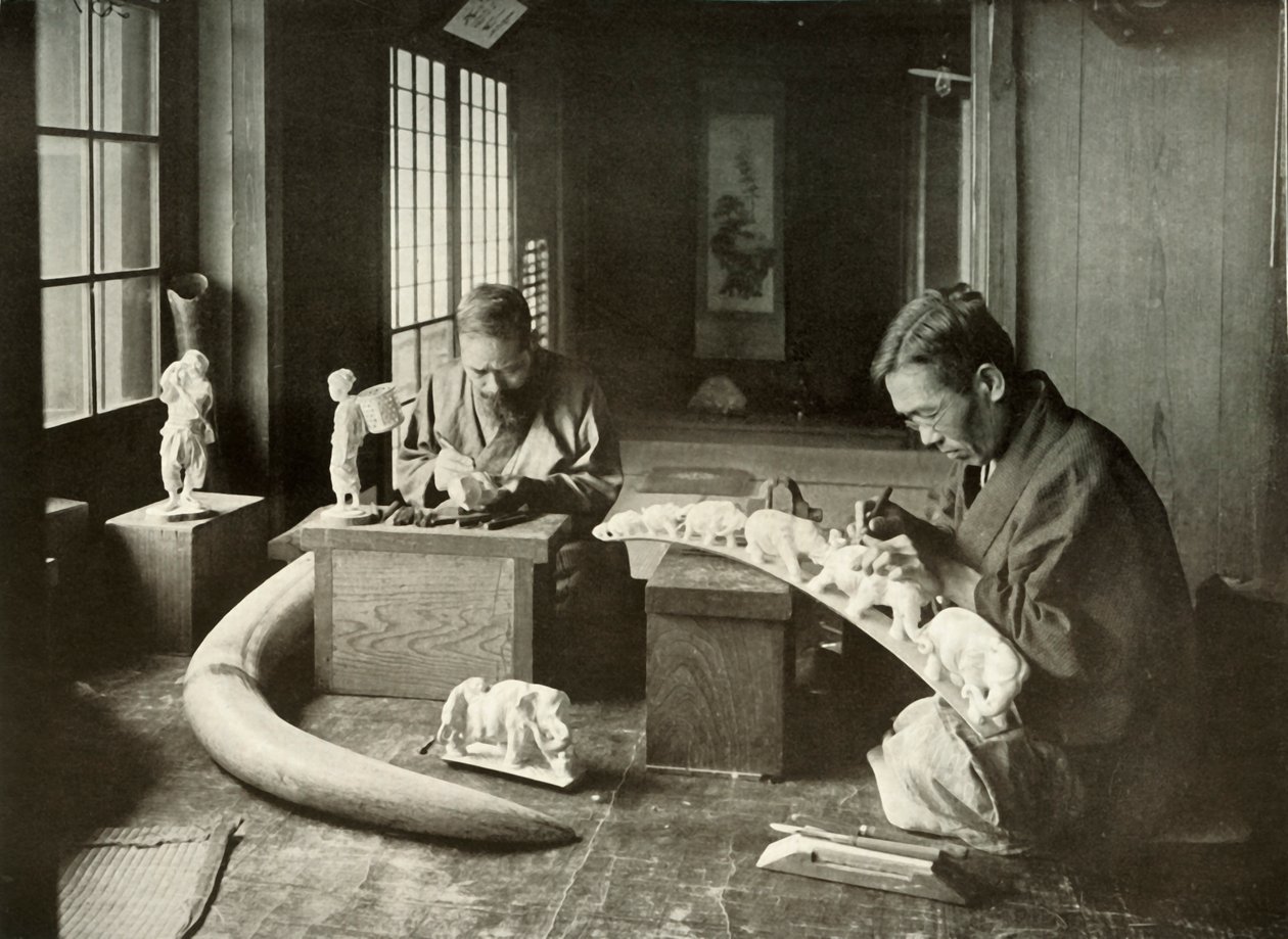 Elefántcsontfaragók, 1910. alkotó: Herbert Ponting