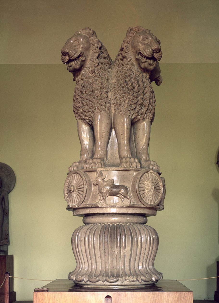 Oroszlántőke Ashoka császár oszlopából (i.e. 264-223) Kr.e. 273-236 (csiszolt homokkő) alkotó: Indian