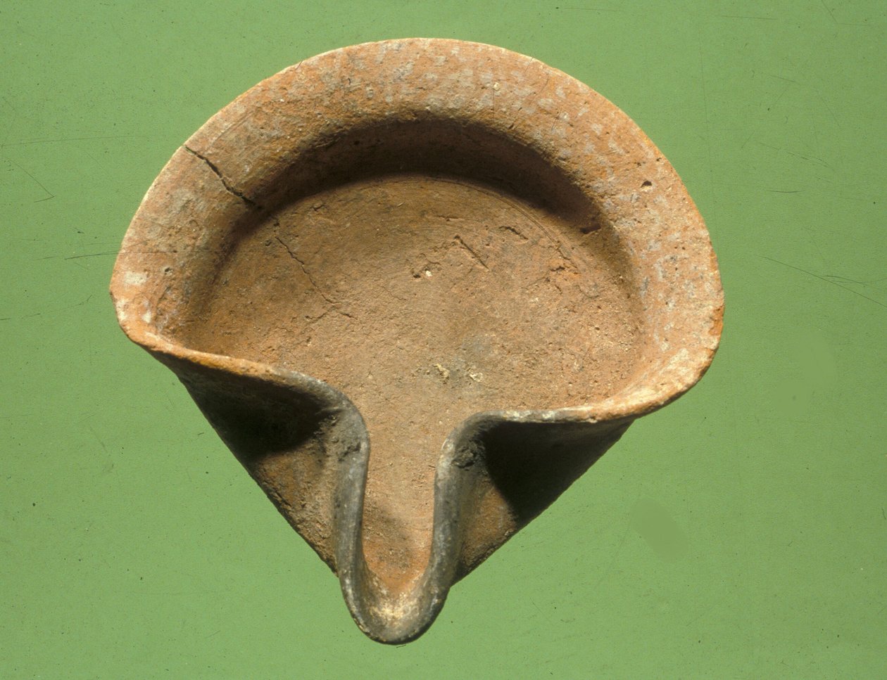 izraelita olajlámpa (terrakotta) alkotó: Iron Age
