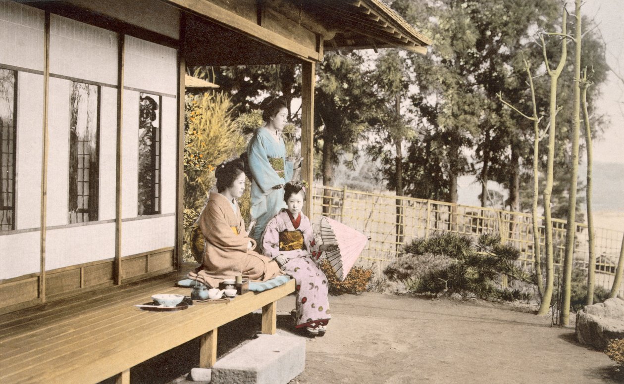 Hölgyek otthon (kézzel színezett fotó) alkotó: Japanese Photographer