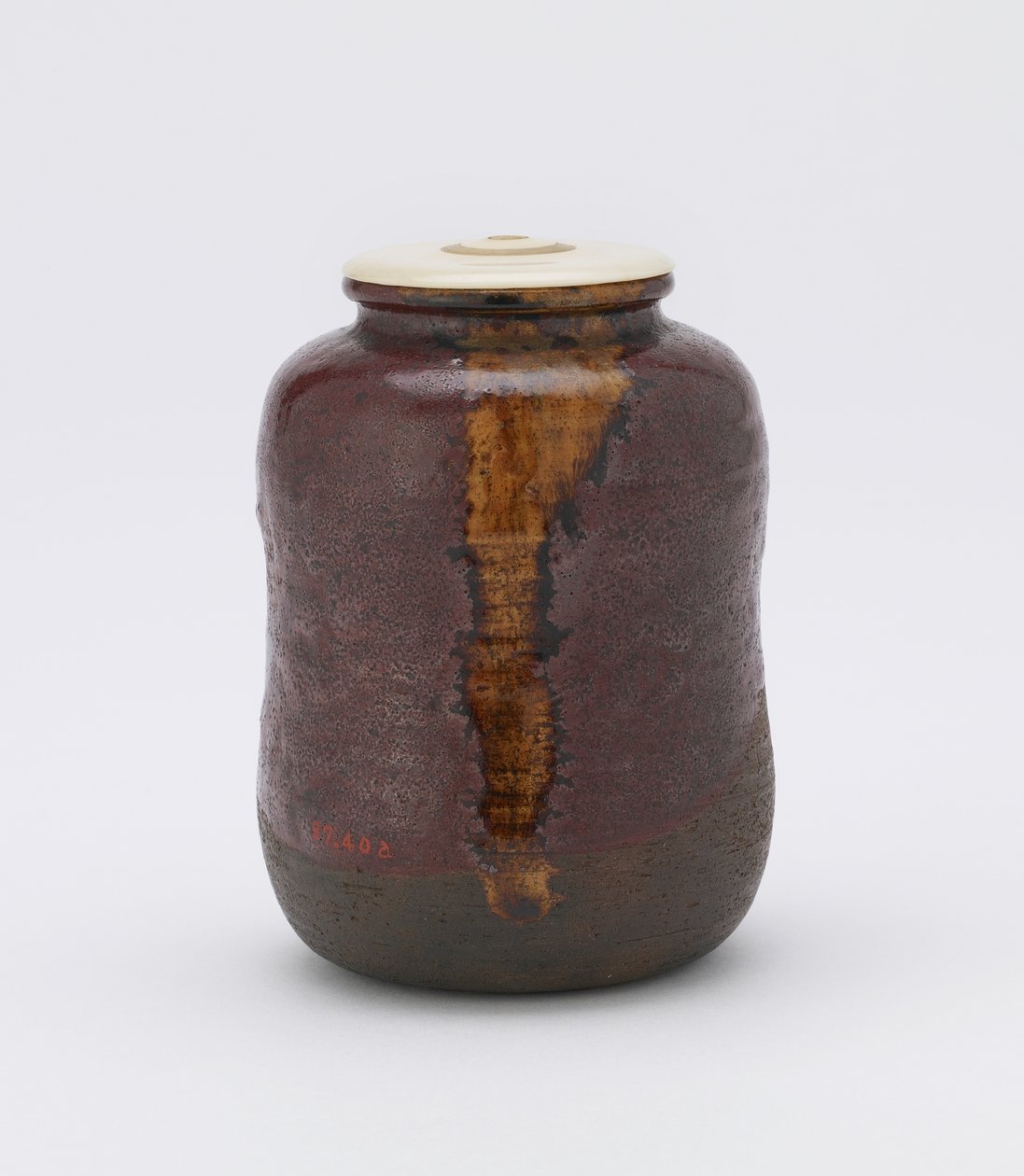 Tea caddy (szék) alkotó: Japanese School