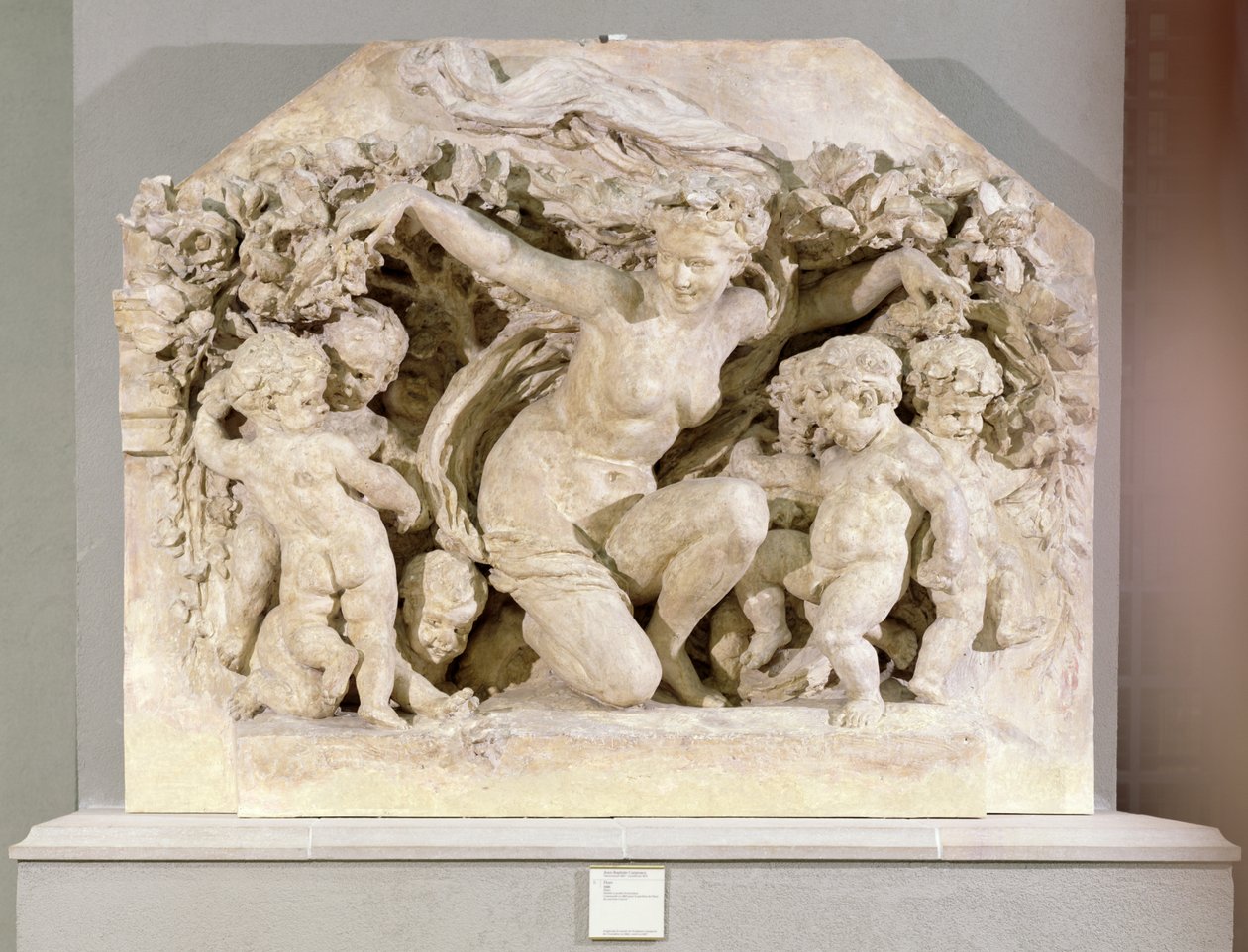 Flora diadala, dombormű a Louvre-palota Flora pavilonjának homlokzatáról, 1866 (vakolat) alkotó: Jean Baptiste Carpeaux