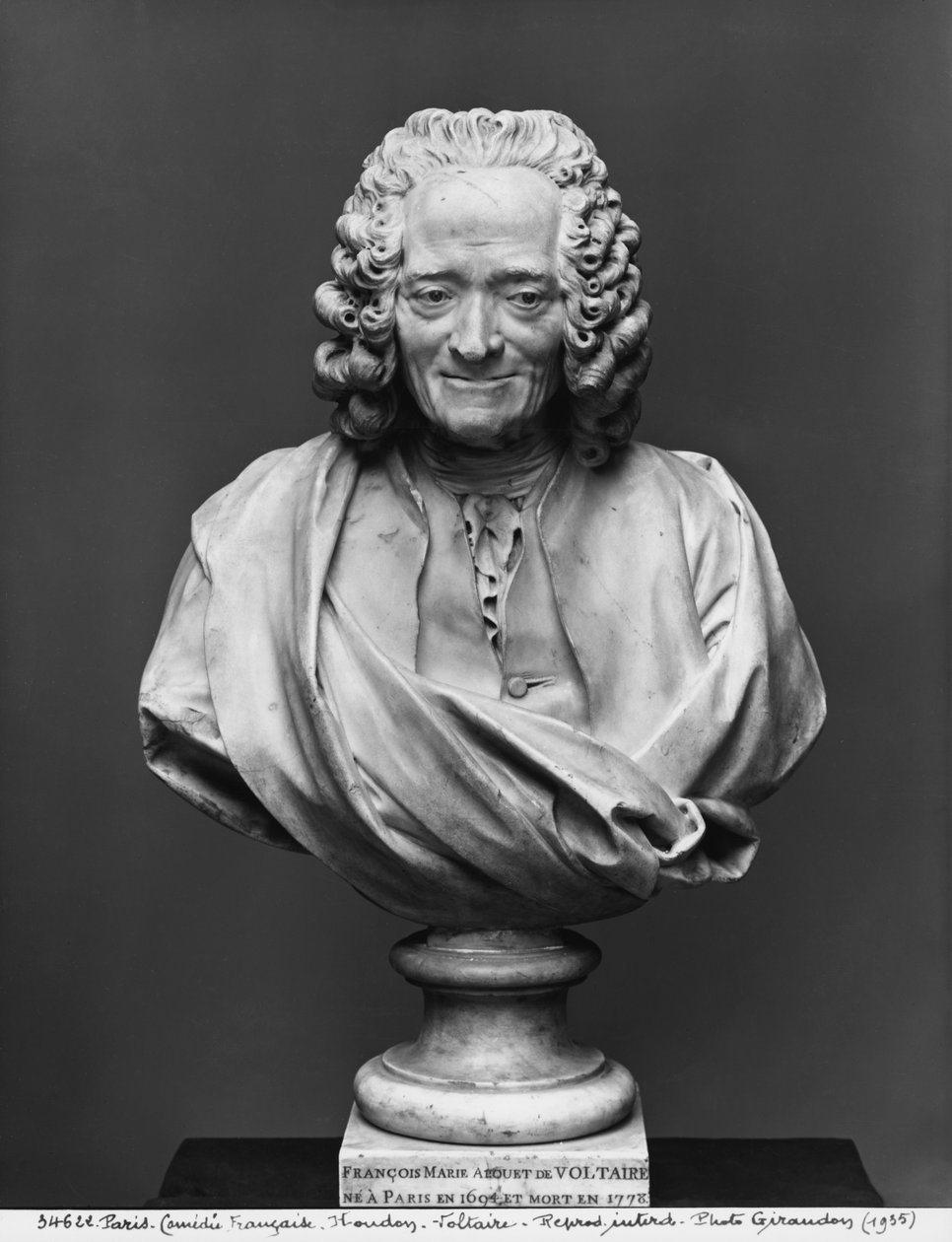 Voltaire mellszobra (márvány) alkotó: Jean Antoine Houdon