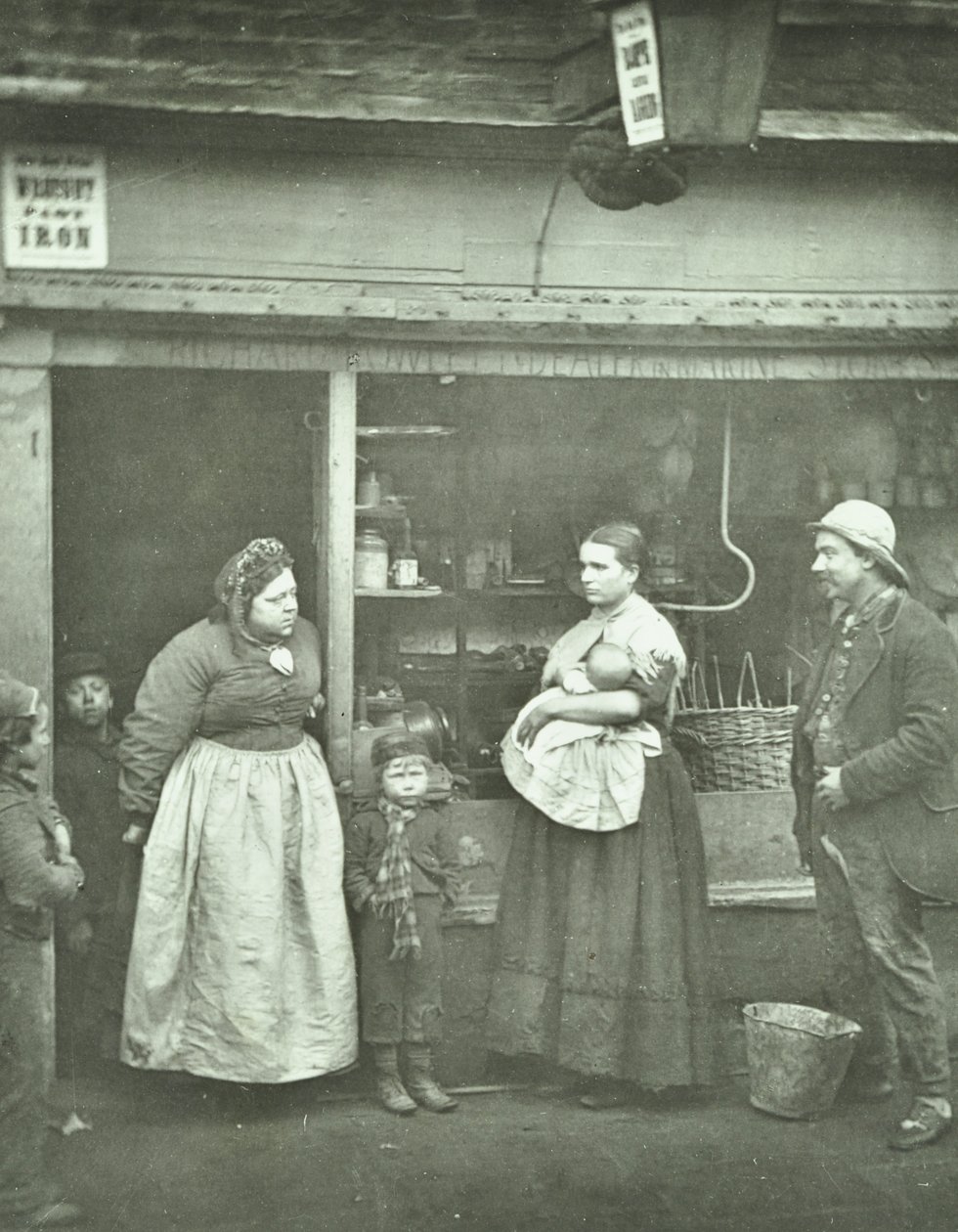 „Az árvizek szenvedői”, 1877 alkotó: John Thomson