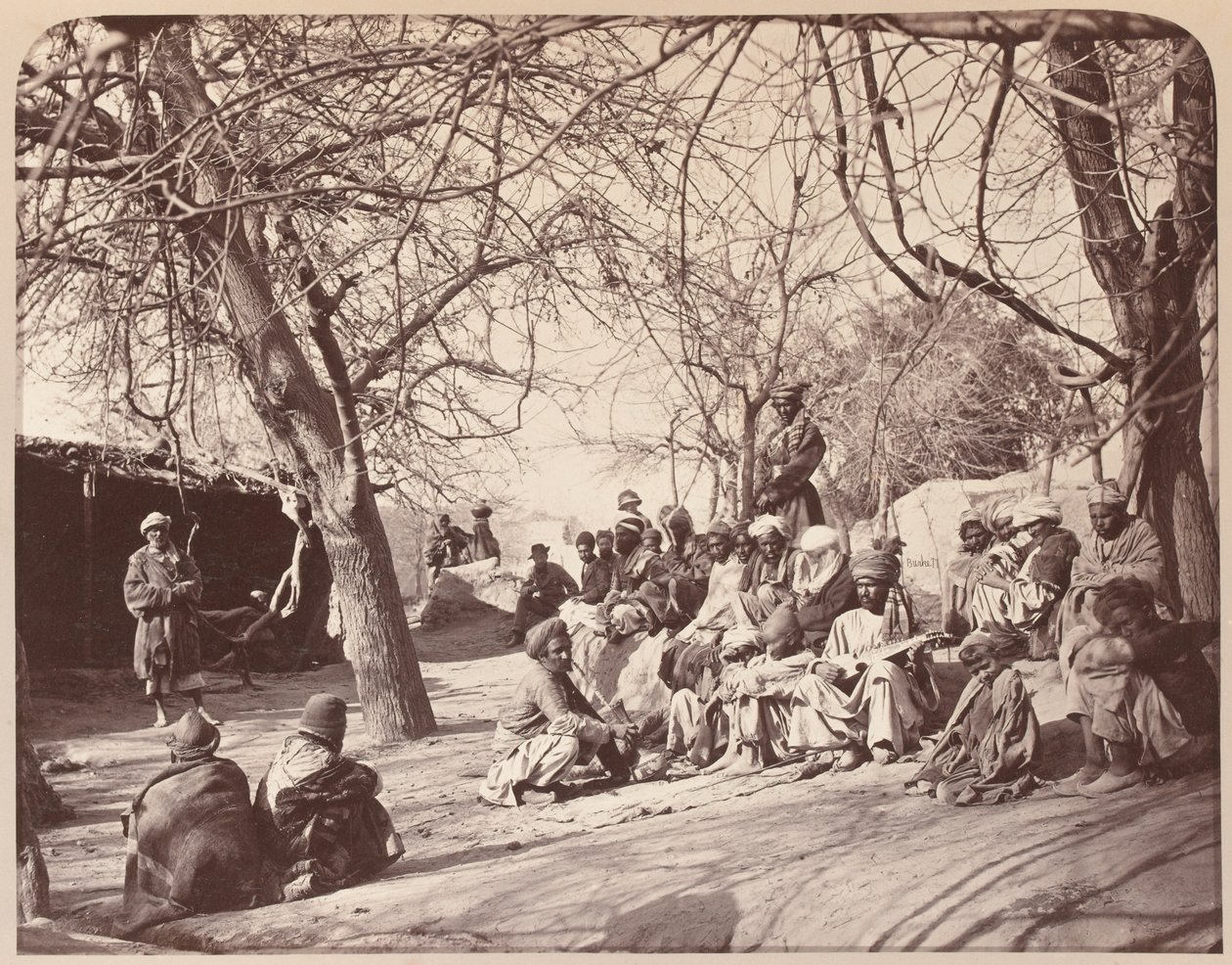 Utcai jelenet Jalalabad városában, 1878 alkotó: John Burke
