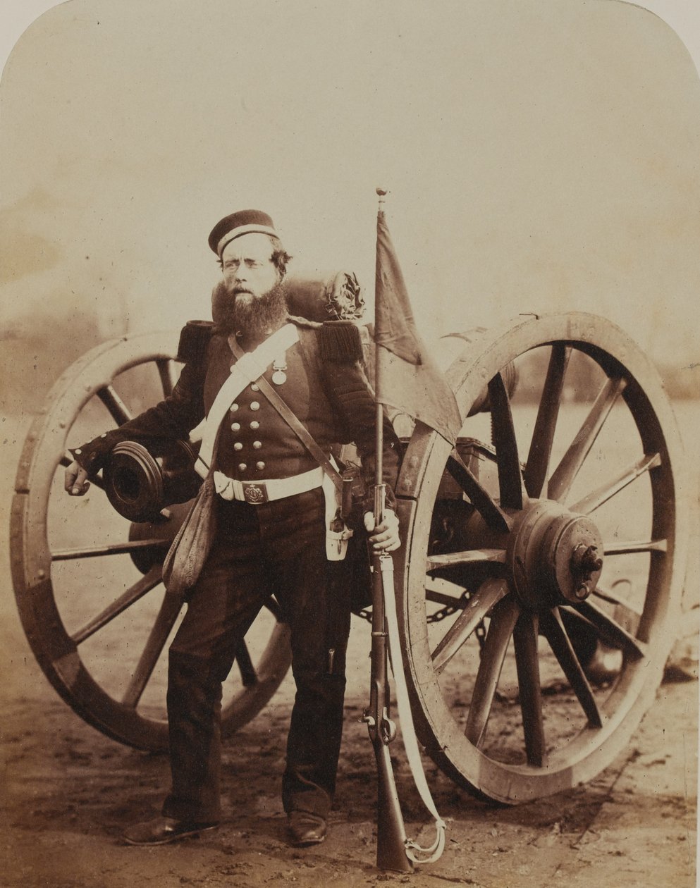 William Russell őrmester, Királyi Tüzérség, 1856 (szepia fotó) alkotó: Robert Howlett