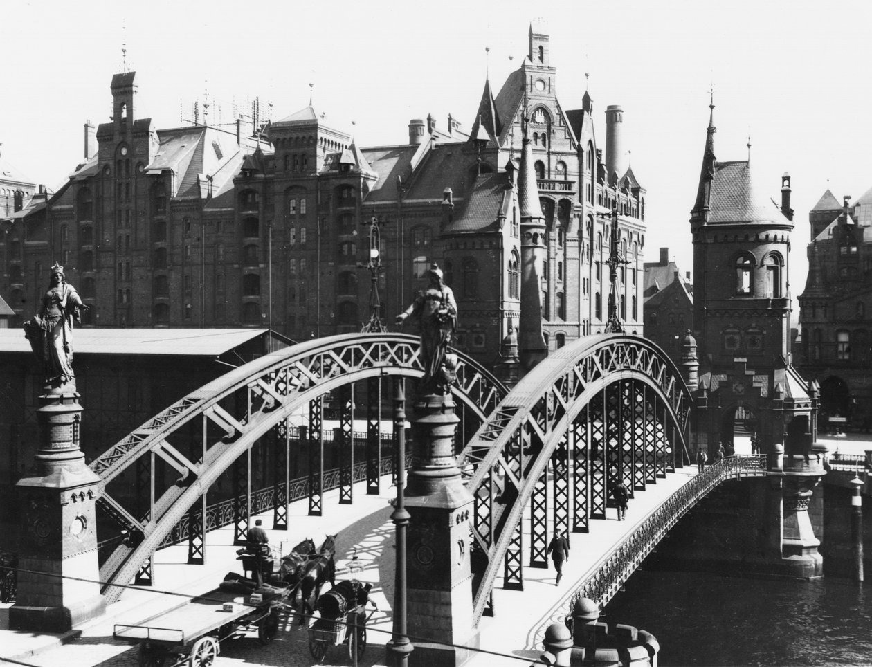 Híd a Speicherstadtban (raktárváros) Hamburg, 1910 körül alkotó: Jousset