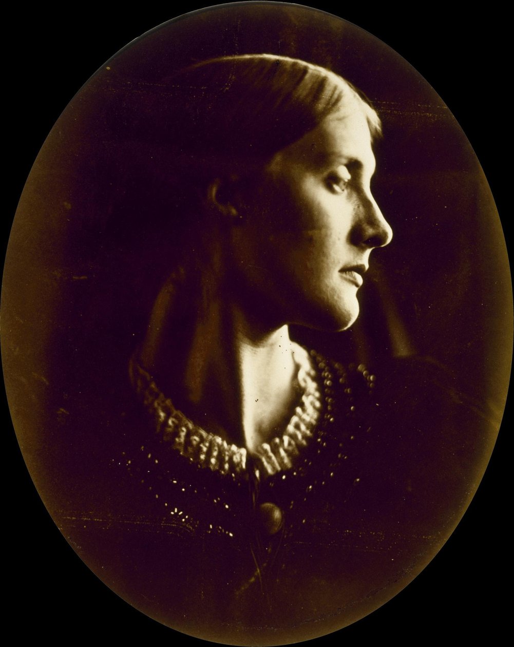 Mrs. Herbert Duckworth (1846-1895), született Julia Prinsep Jackson, később Mrs. Julia Stephen, anyja ... alkotó: Julia Margaret Cameron