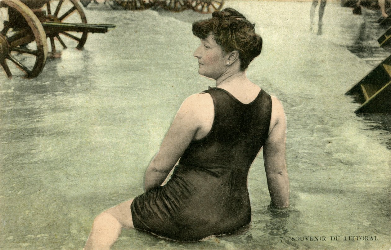 fürdőruhás nő, c. 1900-as évek eleje (képeslap) alkotó: Alec Hunter