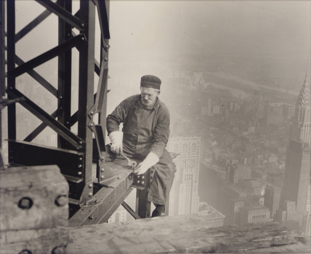 Empire State Building építés alatt, 1930 alkotó: Lewis Wickes Hine