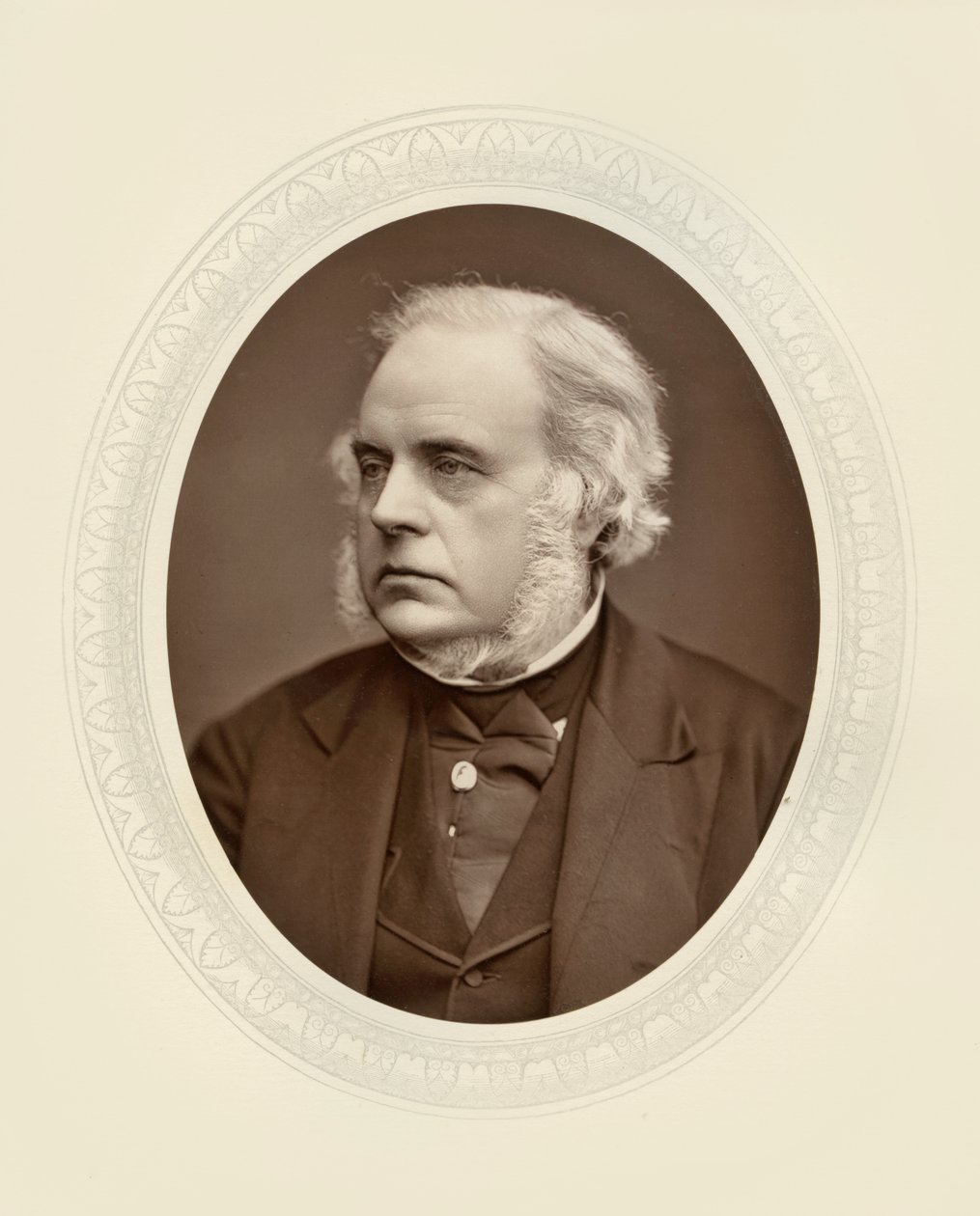 A jobb tiszt. John Bright alkotó: Lock and Whitfield
