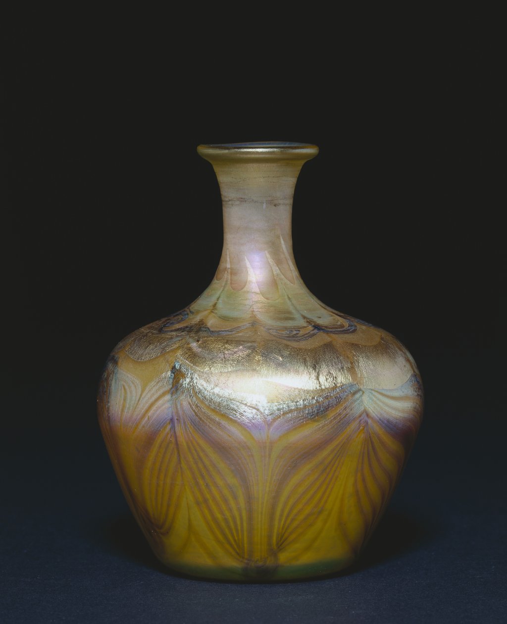 Váza, 1894 körül alkotó: Louis Comfort Tiffany