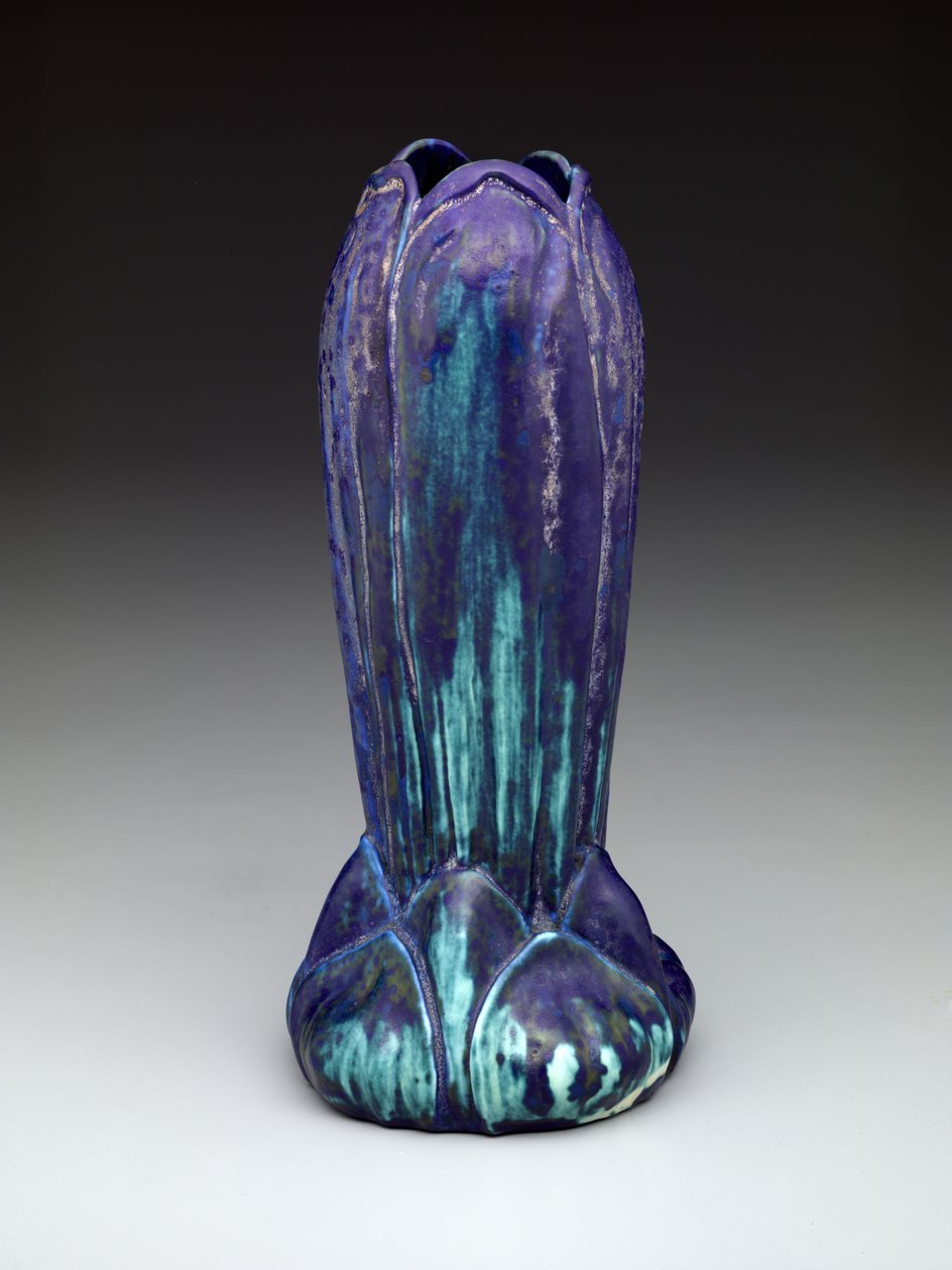 Váza, 1905-1919 körül (cserép) alkotó: Louis Comfort Tiffany