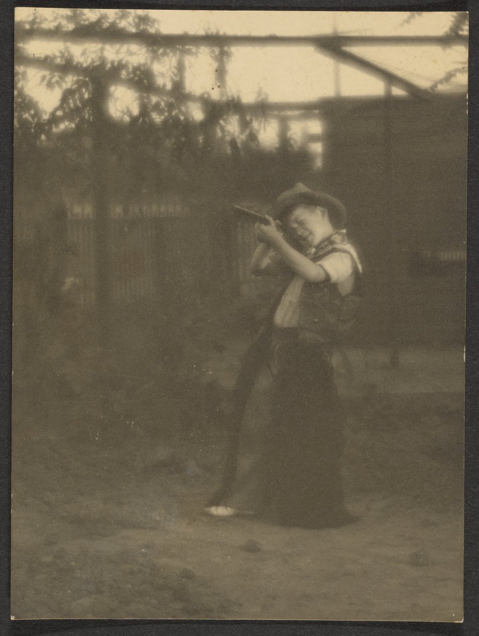 [Little Boy Playing Cowboy] alkotó: Louis Fleckenstein