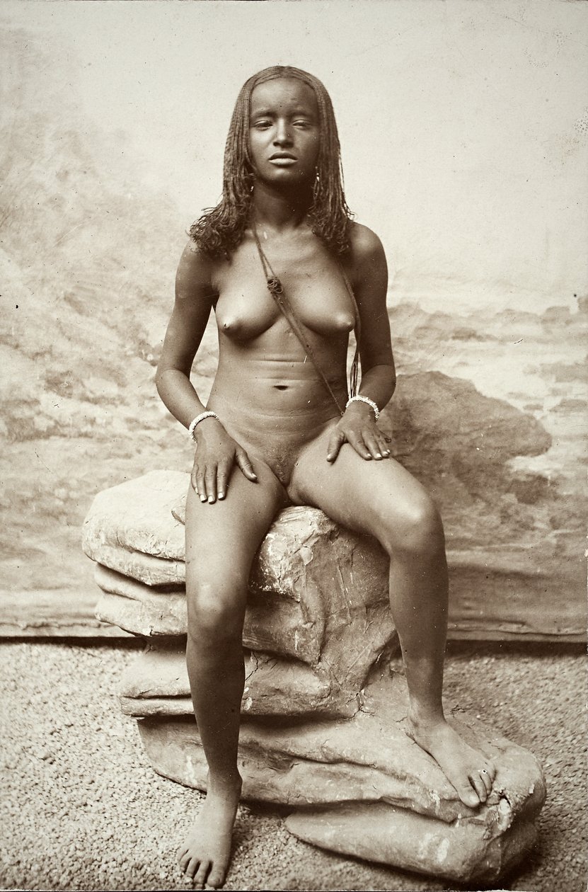 Nő, Eritrea, 1880-90 körül (zselatin ezüst nyomat) alkotó: Luigi Naretti
