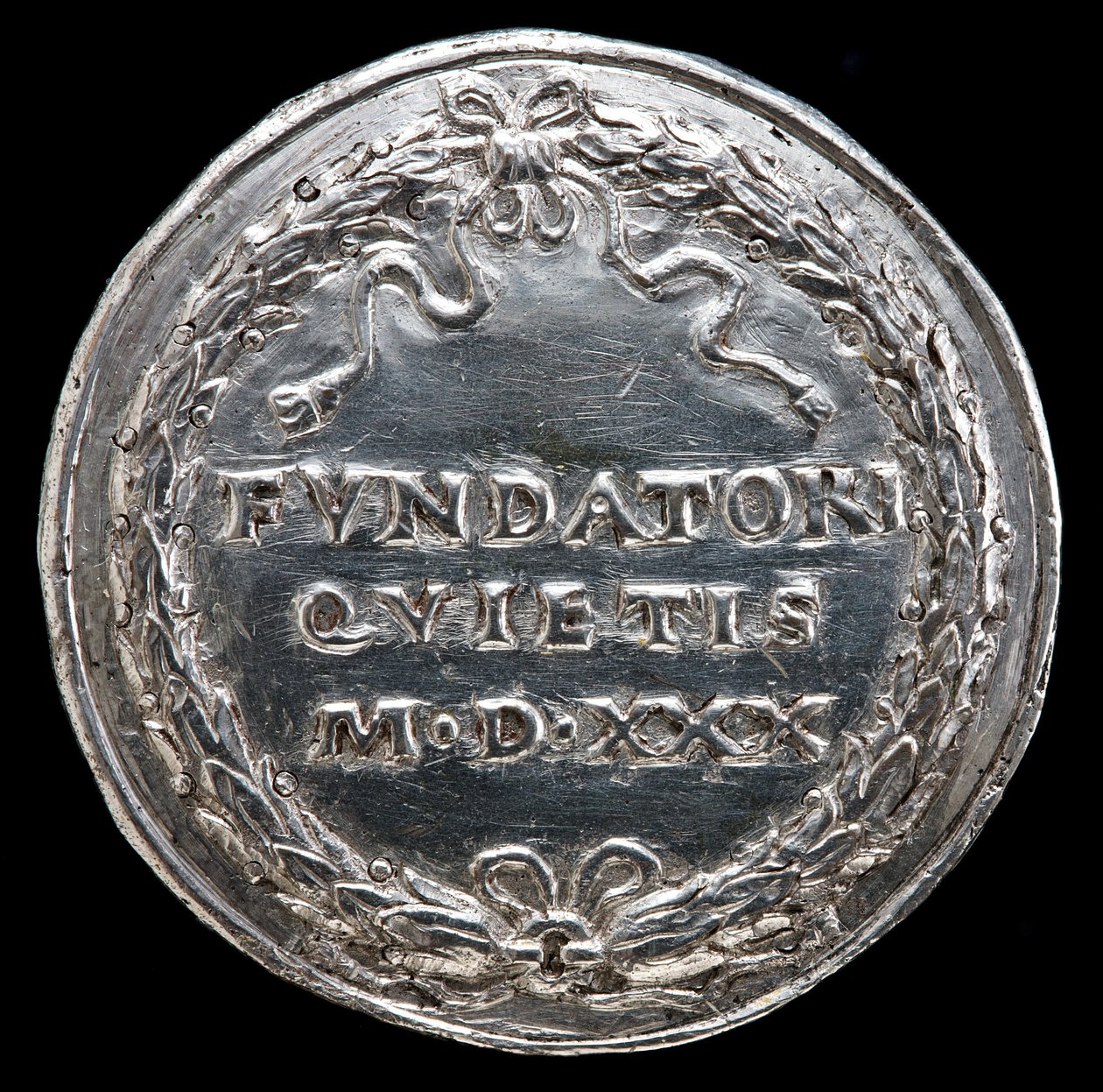 Felirat egy koszorúban [háton], 1530. alkotó: Matthes Gebel