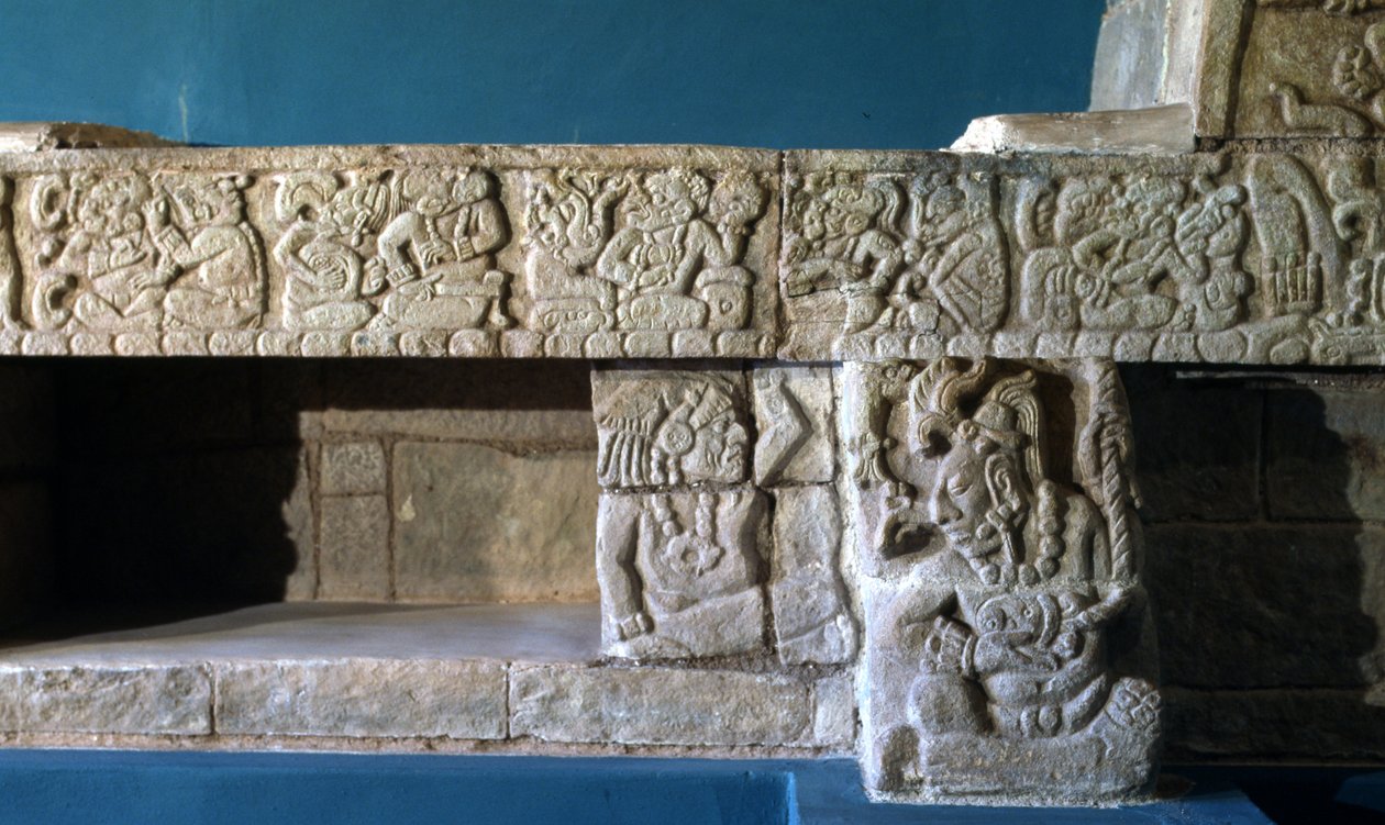 Copan Sepulturas pad, késő klasszicizmus 600-900 Kr.u. alkotó: Mayan