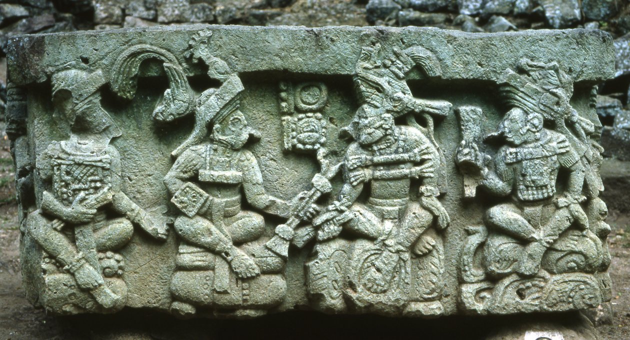 Copan oltár Q alkotó: Mayan