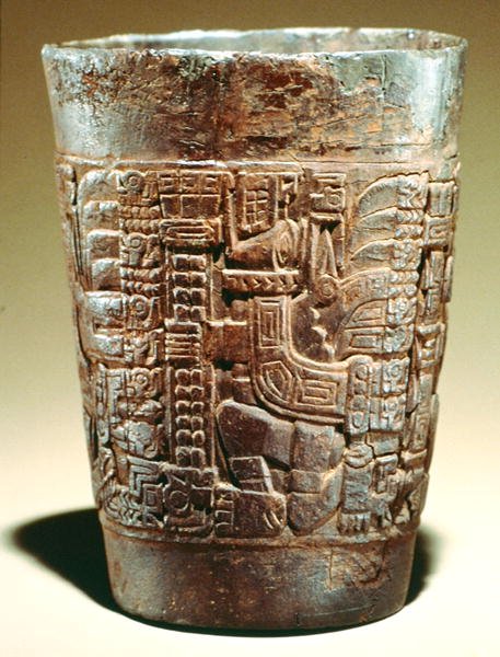 Istenek jelképét ábrázoló edény (cserép) alkotó: Mayan
