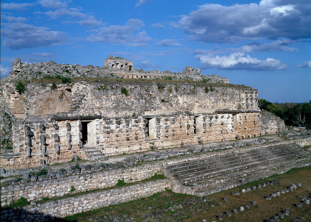 Maszkok temploma, 7-11. század alkotó: Mayan Mayan