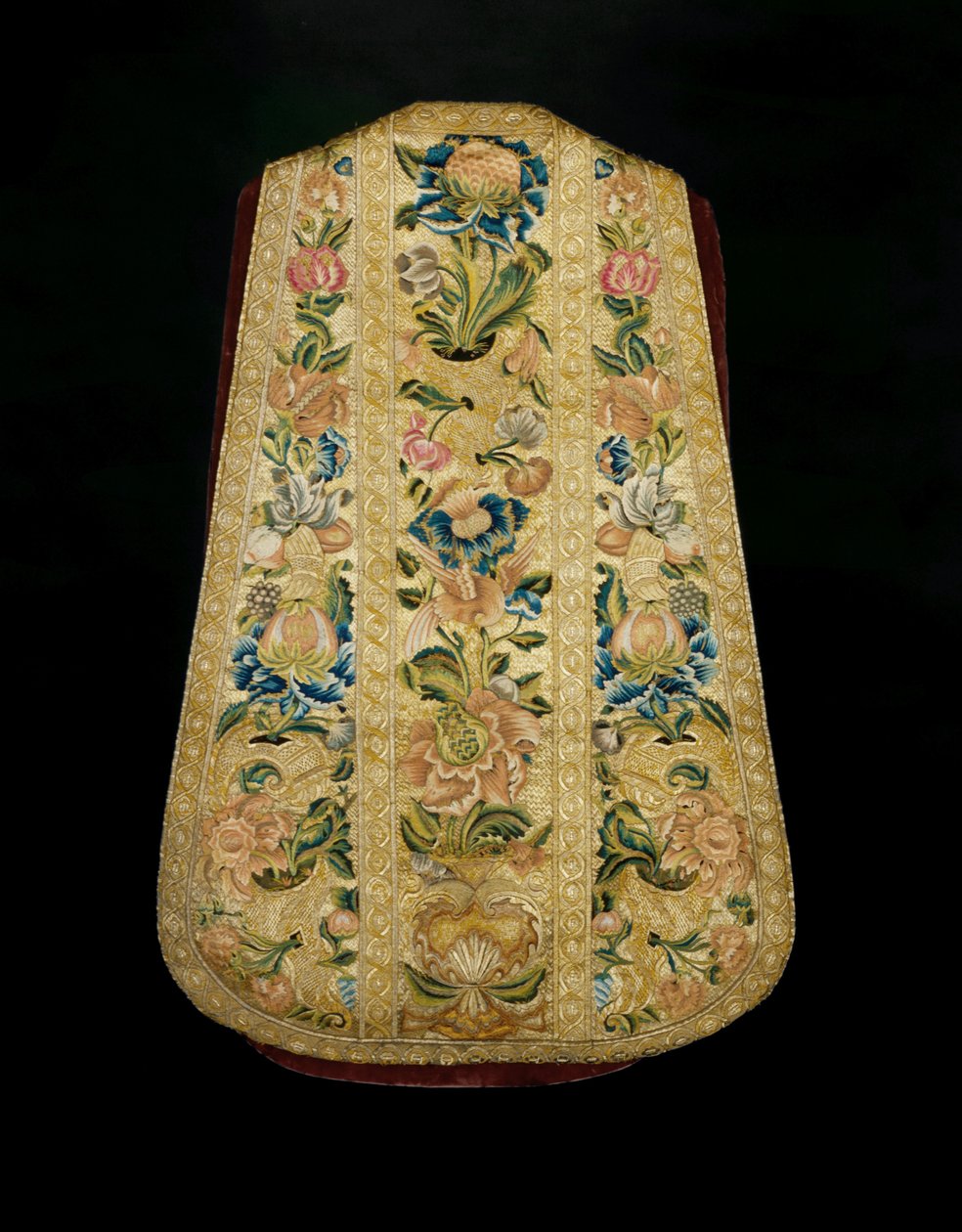 Papi láda 1730 körül (textil) alkotó: Mexican School