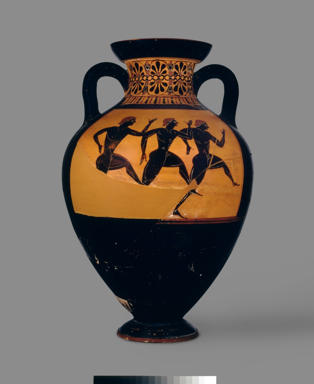 Padlási fekete alakos amfora lábversenyt ábrázolva, Kr.e. 520-500 körül (kerámia) (a hátoldalt lásd még: 100570) alkotó: Michigan painter