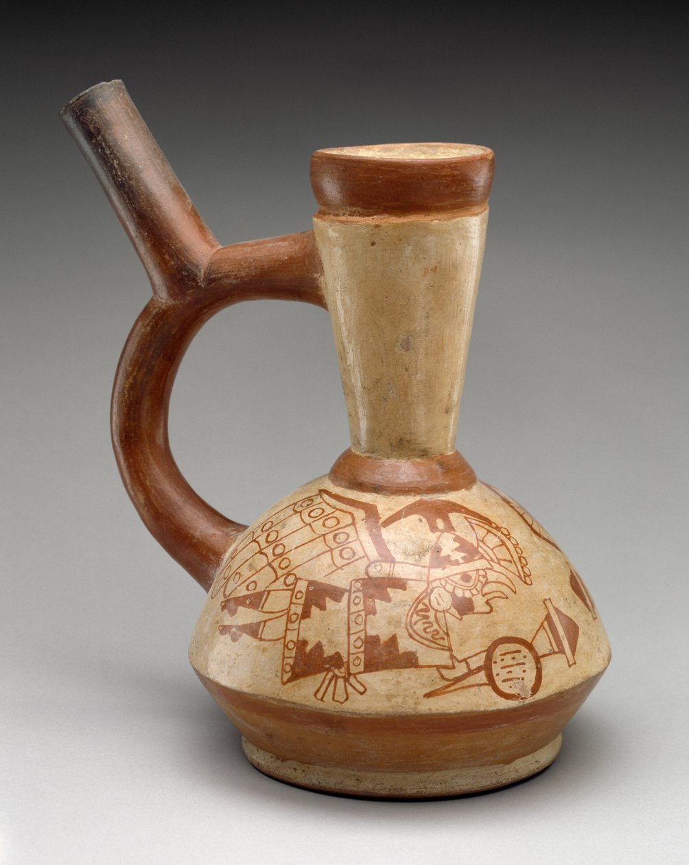 Korsó két bagolyharcossal, 400-600 (kerámia edény bikróm festéssel) alkotó: Moche