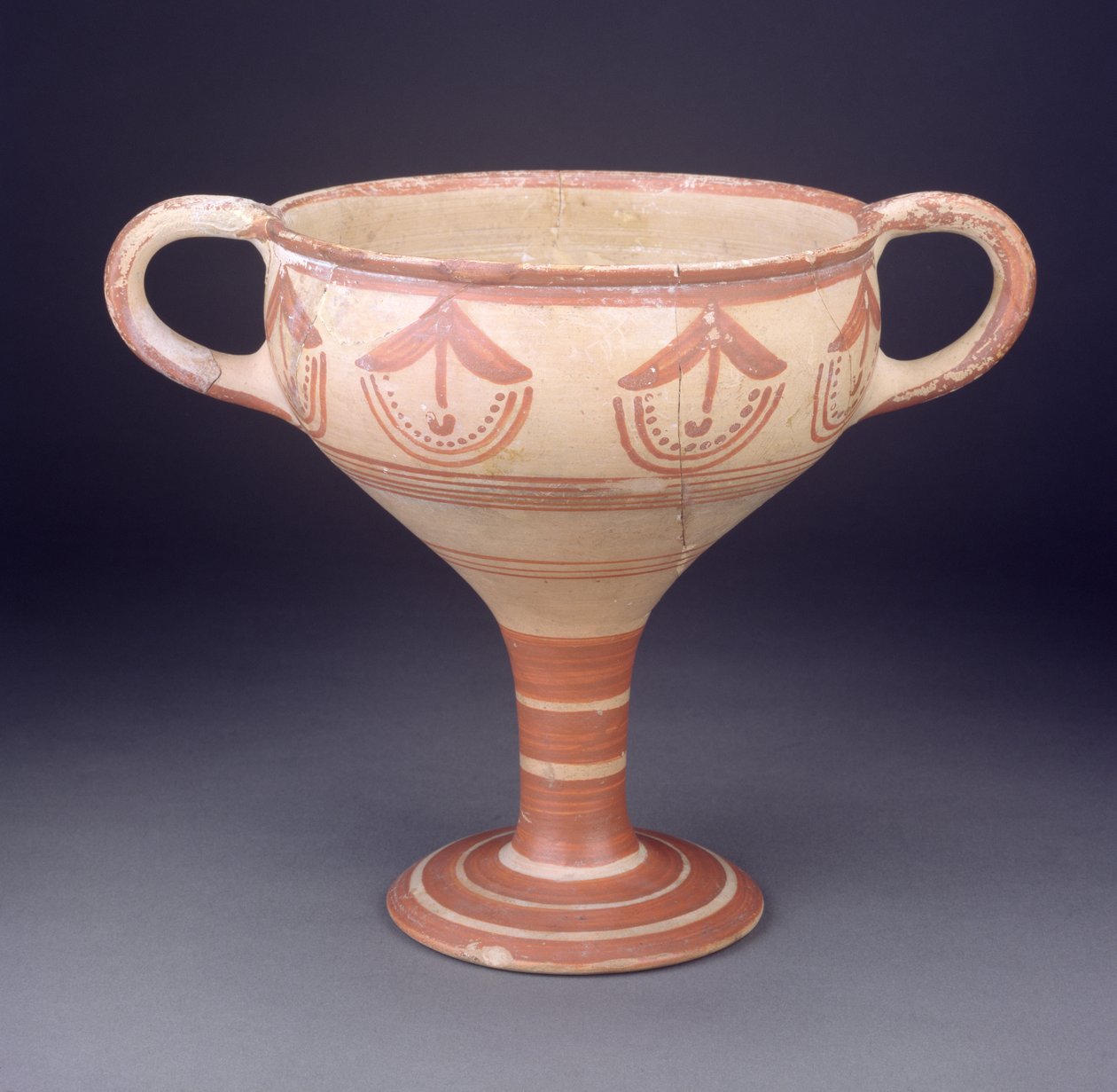 Kylix, Rodosz, mükénéi, Görögország, 1500 körül (festett agyagedény) alkotó: Mycenaean