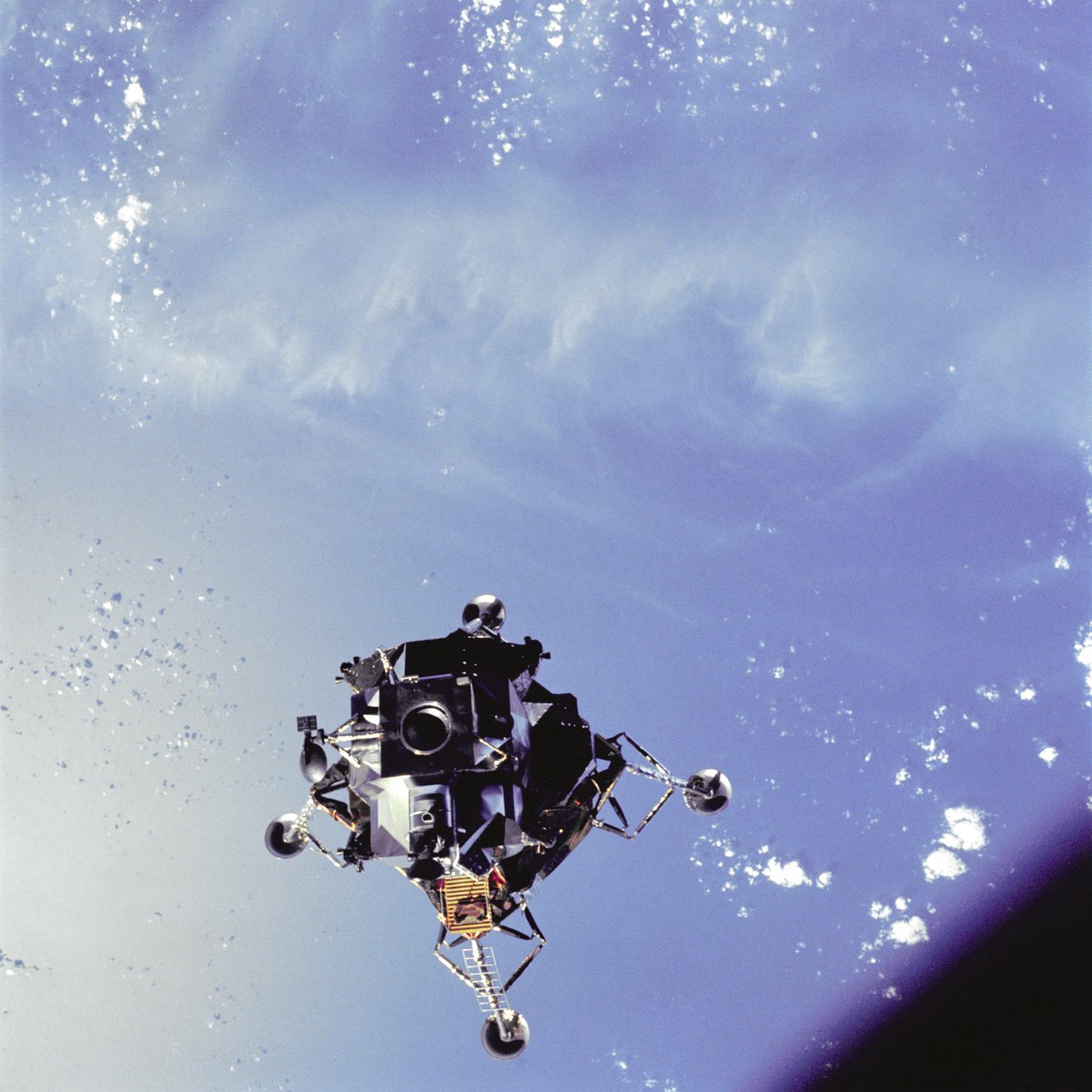 Apollo 9 – NASA, 1969. alkotó: NASA Images