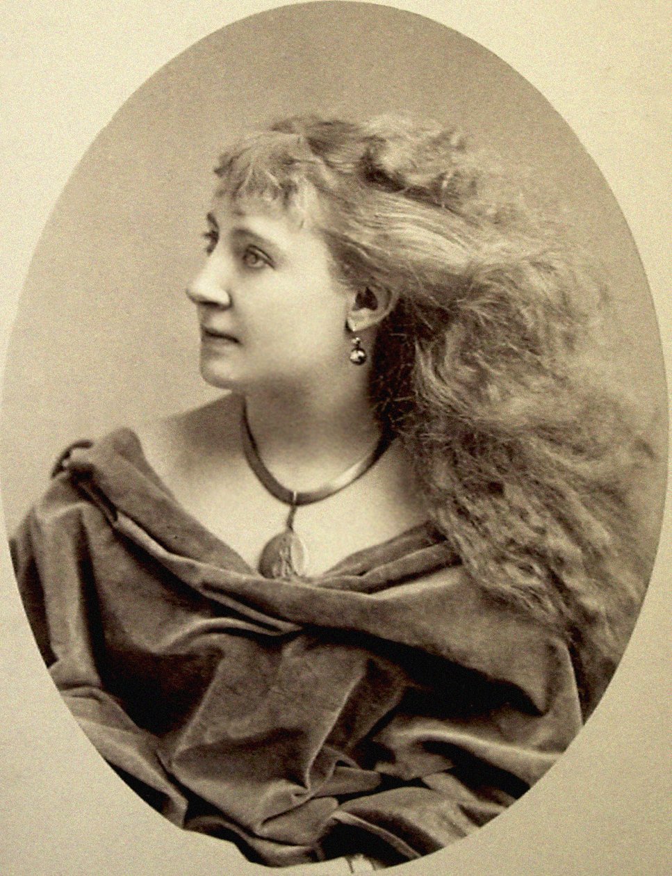 Lydia Thompson portréja, 1865 körül alkotó: Napoleon Sarony